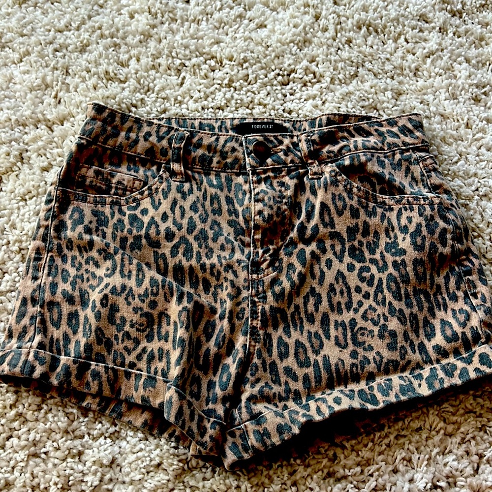 Forever 21 cheetah print stretch shorts